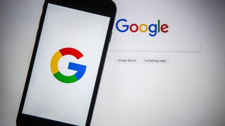 "Google" ABŞ-da qeyri-qanuni monopoliya yaradıb -