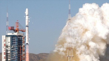 Çin "Licien-1" raketi ilə kosmosa 5 peyk buraxdı