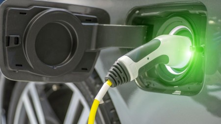 Norveç elektrik avtomobillərinin sayının digərlərindən çox olduğu ilk ölkədir