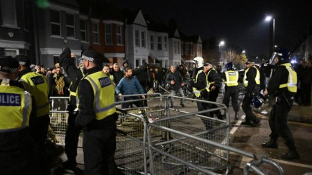 Londonda terror təşkilatı PKK tərəfdarları ilə polis arasında qarşıdurma baş verib