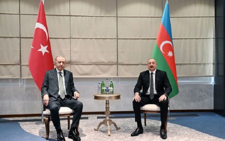 Laçında İlham Əliyev və Ərdoğanın təkbətək görüşü olub