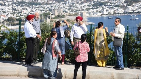 Hindistandan gələn turistlər azalacaq