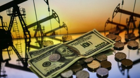 AK 2025-ci ildə Brent markalı neftin qiymətini 67,7 dollar proqnozlaşdırır
