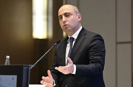 Emin Əmrullayev: