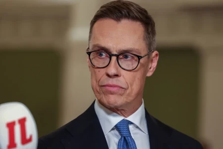 Stubb: Biz sadəcə Trampın Putinə qarşı səbrini itirməsini gözləyirik