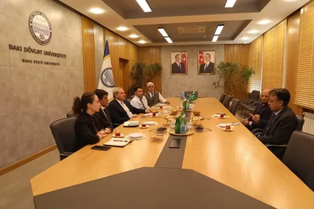 Pakistan səfiri və NUST Universitetinin rəsmisi BDU-da olublar