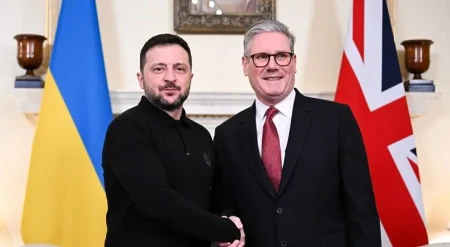 Starmer avqustun 14-də Zelenski ilə görüşəcək