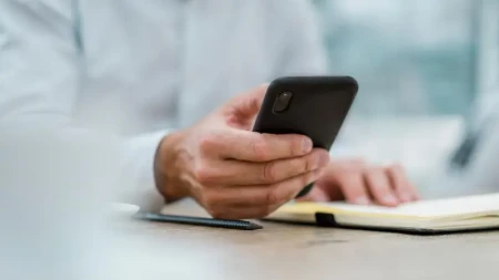 Yaponiyada Toyoake bələdiyyəsi telefon istifadəsini gündə 2 saatla məhdudlaşdıracaq