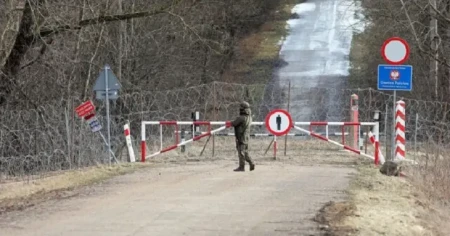 Belarus KİV-i: Polşa sərhədə qoşun yeridir