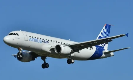 "Airbus A320" tarixin ən çox istehsal olunan təyyarəsi seçilib