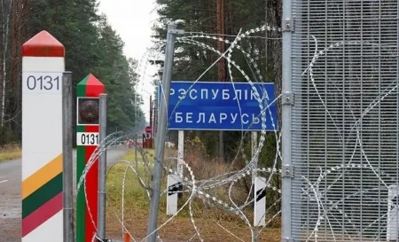 Belarus Litva yük maşınlarının çıxışını müvəqqəti dayandırıb