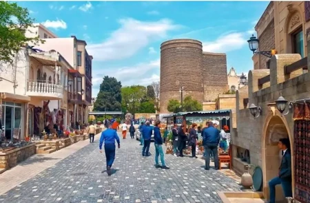Bölgələrimiz xarici turist cəlb etməkdə paytaxta yenə də uduzurlar -