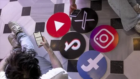 Meta Avstraliyada 550 min sosial media hesabını bağladı