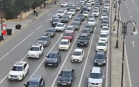 17 yolda tıxac var -