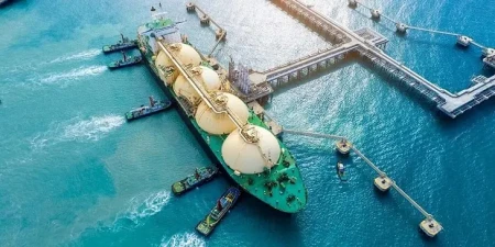 "Shell" və "TotalEnergies" Qətərdən mayeləşdirilmiş qazın tədarükündə fors-major elan ediblər