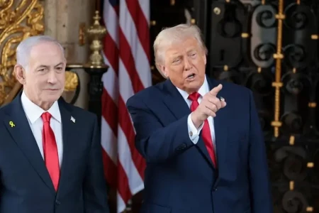 Tramp İsrail prezidentini Netanyahunu dərhal əfv etməyə çağırdı