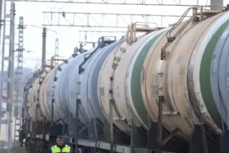 ABŞ yanacaq ixracını məhdudlaşdırmaq niyyətində deyil