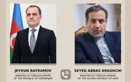 Ceyhun Bayramovla Əraqçi telefonla danışdılar