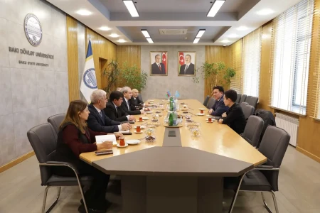 BDU-da Qazaxıstanın Atırau Dövlət Universitetinin nümayəndə heyəti ilə görüş keçirilib