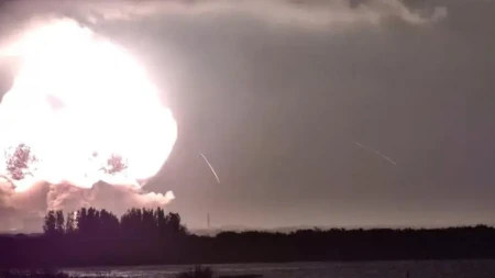 NASA-nın ay planlarına ağır zərbə: "New Glenn" raketinin partlaması nəyə təsir etdi?