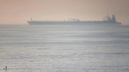 Cənubi Koreya: Gəmimizdə baş verən yanğın söndürülüb