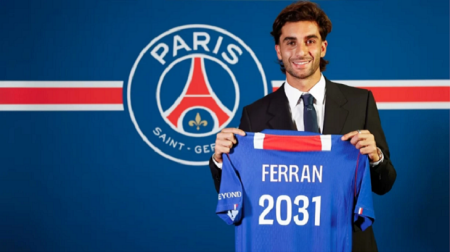 PSJ Ferran Torresi heyətinə qatdı