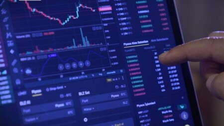 ABŞ-da təxminən 1 milyon dollarlıq kriptovalyutanı mənimsədiyini etiraf edən FTB agenti məhkəməyə verildi