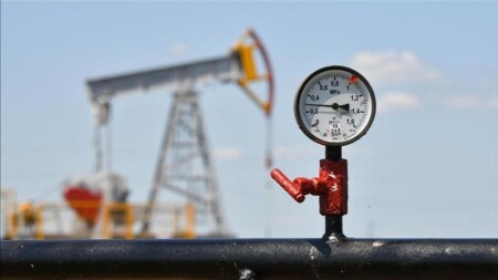 Brent neftinin bir bareli 83,57 dollardan satılır