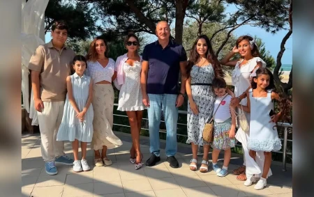 Leyla Əliyeva anasının ad günündə səmimi ailə fotosu paylaşıb