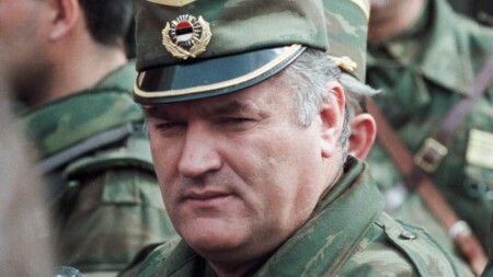 “Bosniya cəlladı” Ratko Mladiç öldü