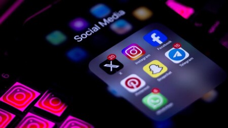 Yeni Zelandiyada 16 yaşdan aşağı uşaqlar üçün sosial media qadağası qanun layihəsi hazırlanır