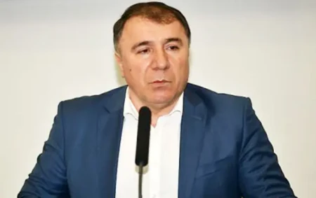 Prezident İsgəndər Cavadovu təltif etdi