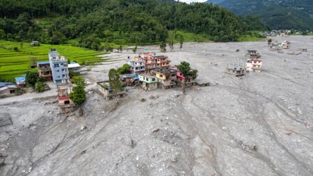 Nepalda tuneldə 9 gün qalan 2 işçi xilas edildi