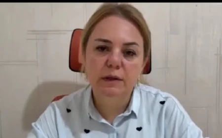 Autizmli uşağı döyən müəllim üzr istədi - VİDEO