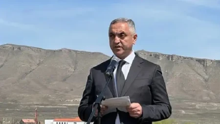 Prezident Elçin Yusubovu vəzifəsindən azad etdi