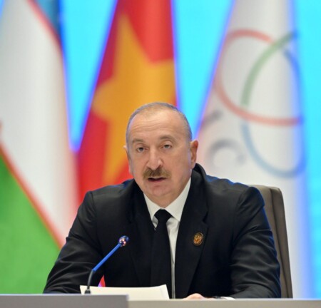 İlham Əliyev AQEM-in 7-ci Zirvə Toplantısında çıxış edib - YENİLƏNİB/FOTO