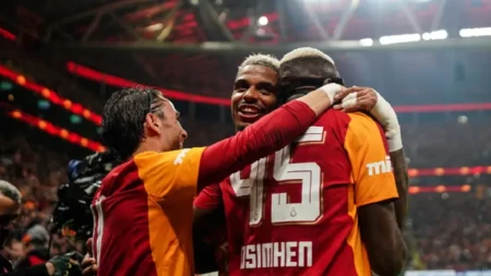 "Qalatasaray" qələbə rekordunu yenilədi, "Fənərbağça" yenə ikinci oldu