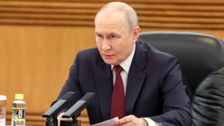 Putin Ukrayna ilə sülh sazişinə hazır olduqlarını bəyan edib